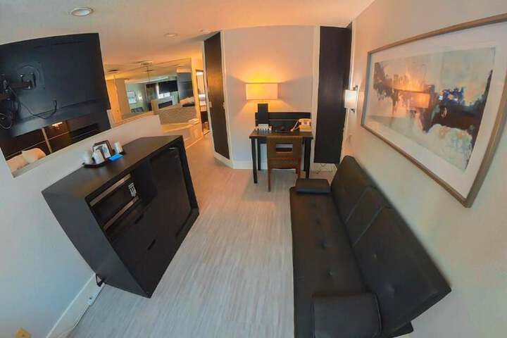 Room 21 of 23