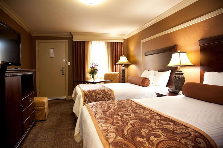 Room 7 of 30