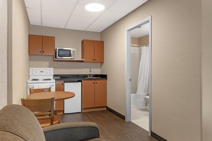 Best Western Plus Mission City Lodge