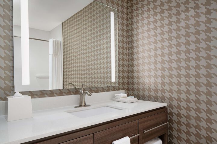 Home2 suites by Hilton Carlsbad, New Mexico