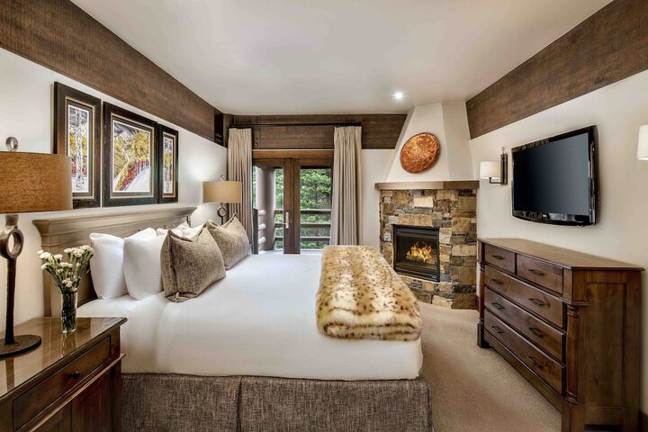 Room 270 of 500