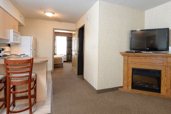 Room 38 of 65
