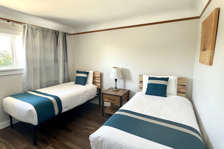 Room 90 of 95
