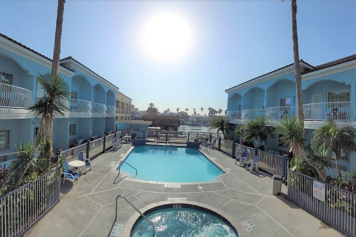 Hotel 5 of 25