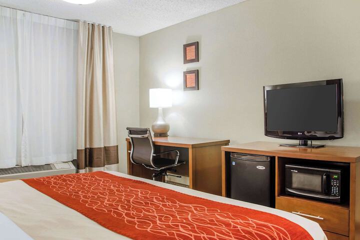 Room 29 of 38