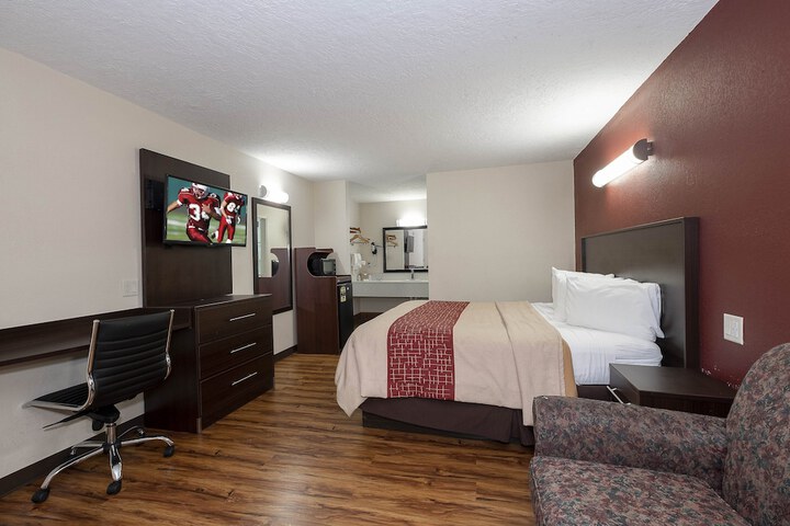 Room 18 of 30