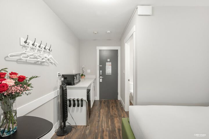 Room 20 of 51