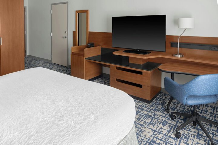 Fairfield Inn & Suites Calhoun