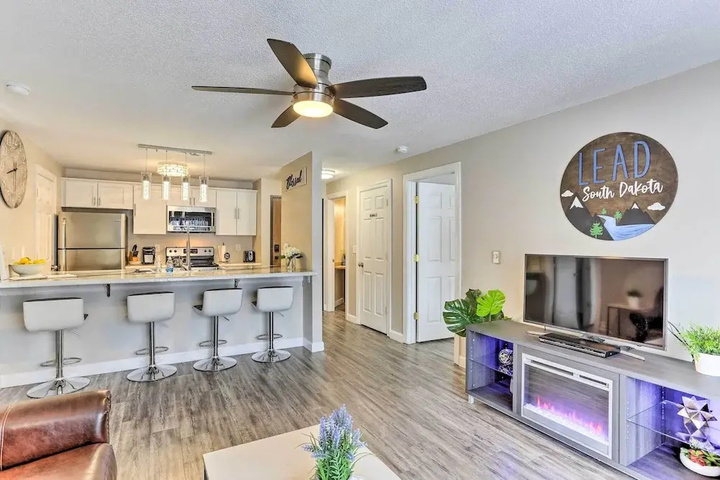 Lead Vacation Rental 17 Mi to Sturgis