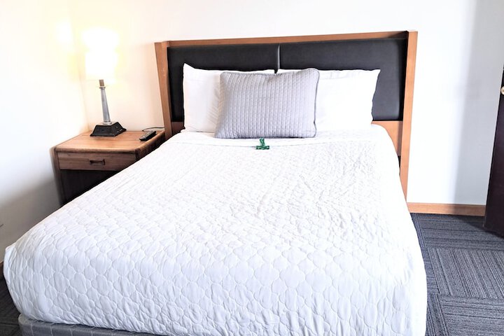 Room 29 of 37