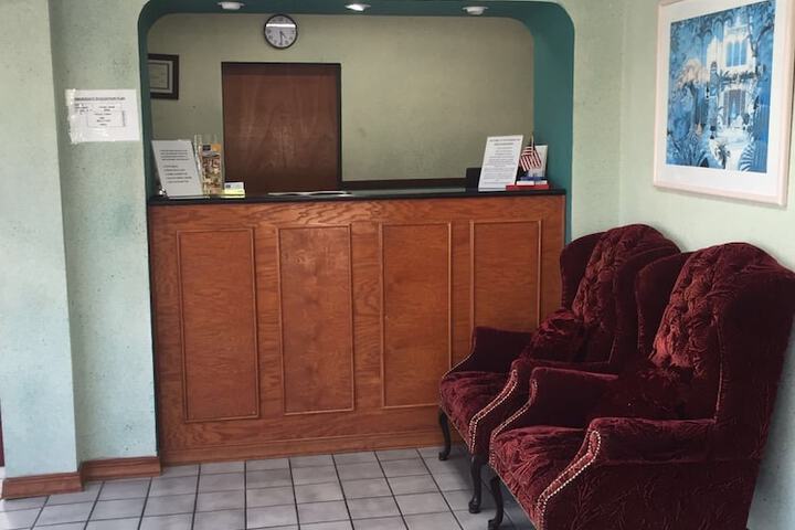 Economy Inn