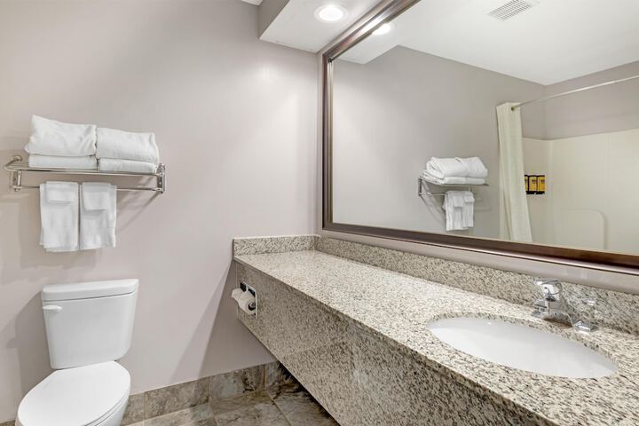 Best Western Plus Eau Claire Conference Center