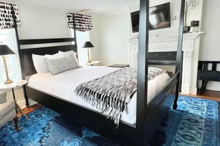 James Pharmacy Bed & Breakfast