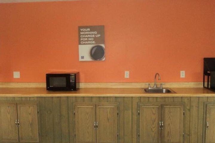 MOTEL 6 LOS ALAMOS