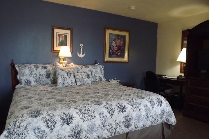 Room 65 of 175
