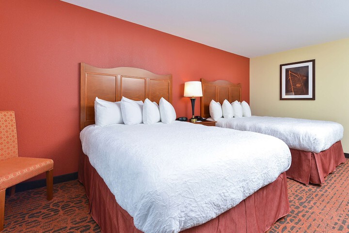 Hampton Inn Clinton IA