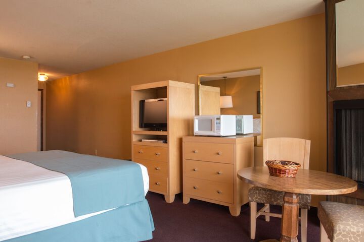 Hi-Tide Oceanfront Inn