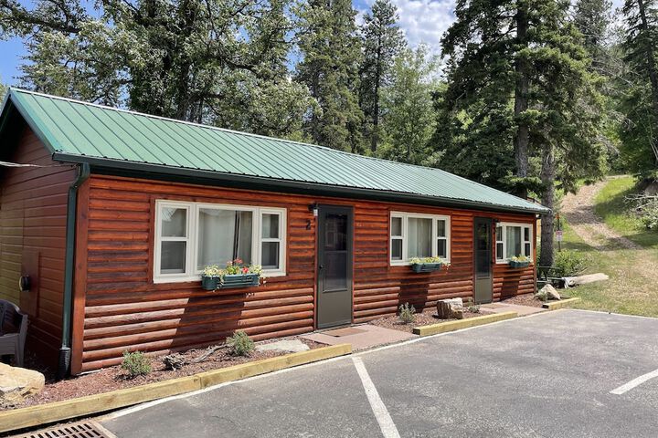 Whitetail Creek Resort