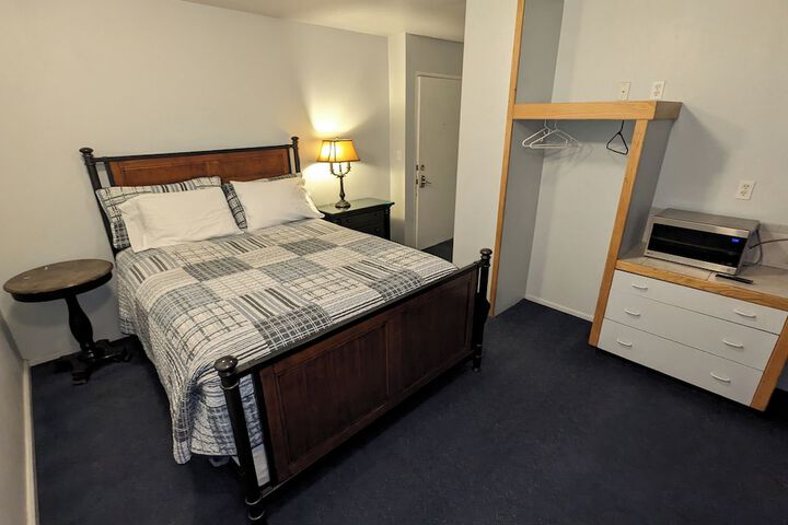 Room 8 of 26