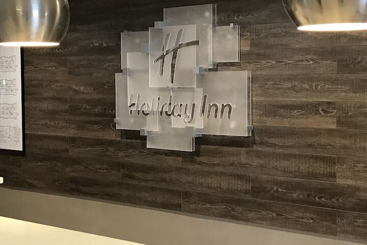 Holiday Inn & Suites Denver Tech Center-Centennial by IHG