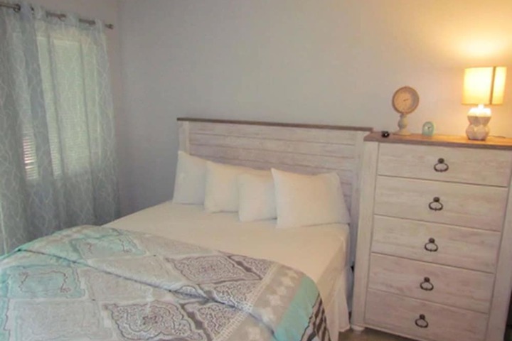 Room 141 of 222