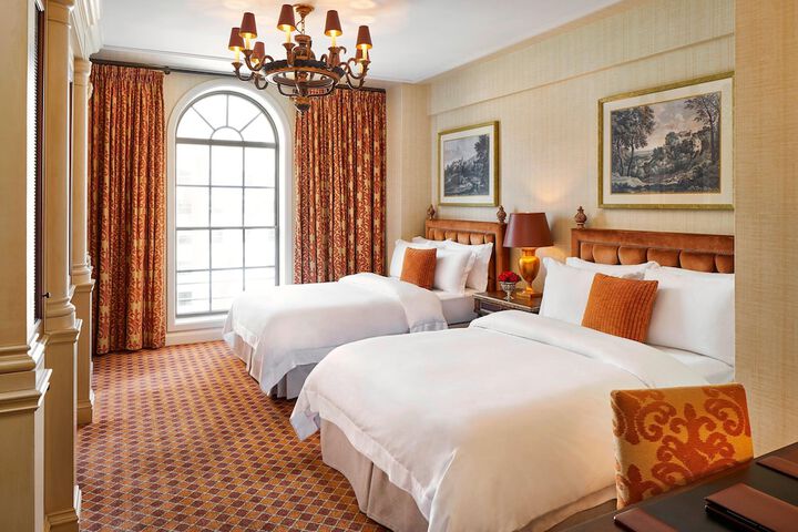 Room 42 of 114