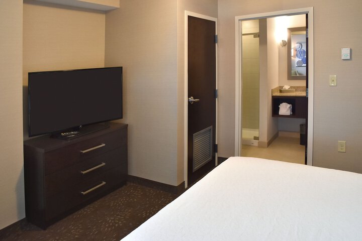 Room 30 of 87
