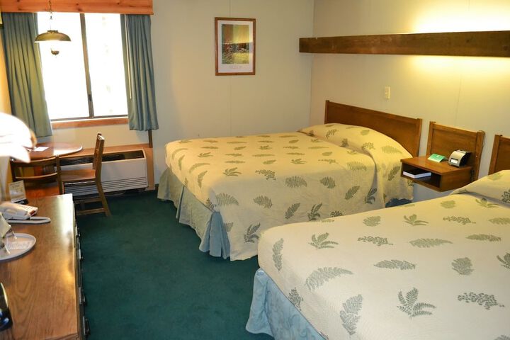 Room 9 of 21