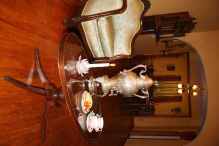 Allas Historical B & B