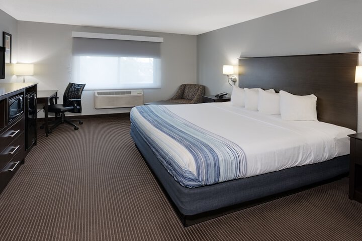Room 15 of 54