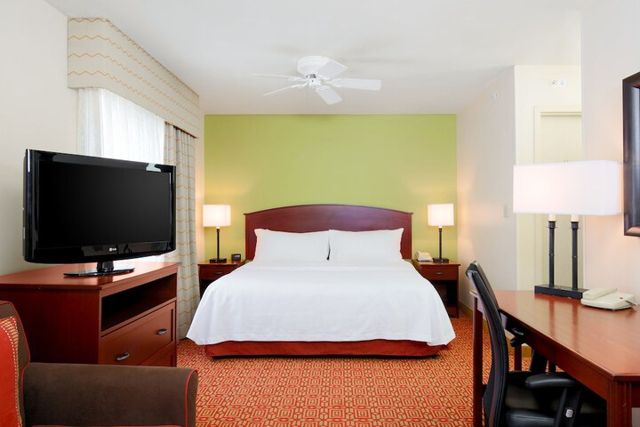 Room 22 of 48