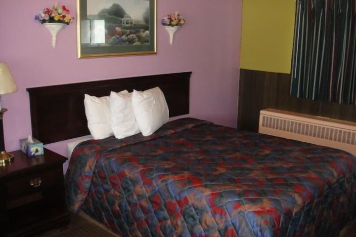 Room 14 of 20