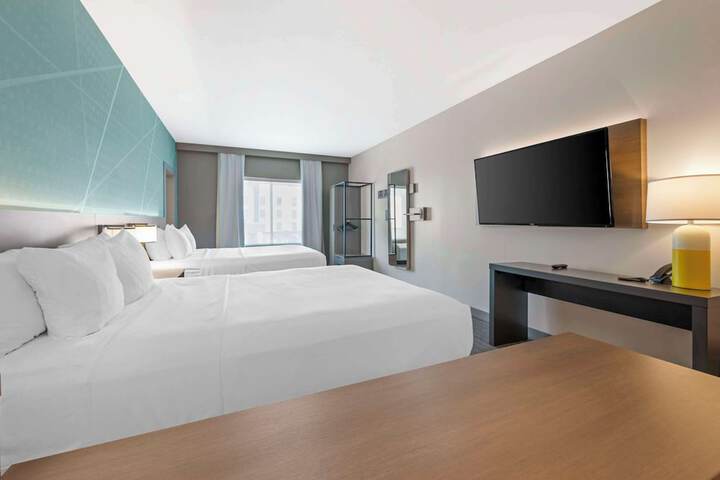 Comfort Suites Richmond East