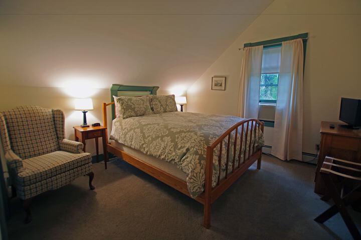 Room 34 of 59