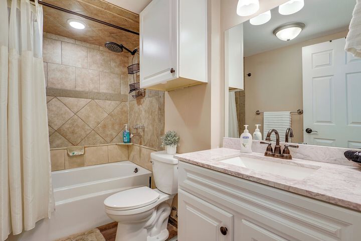 Game Room + Hot Tub: Salt Lake City Area Apt