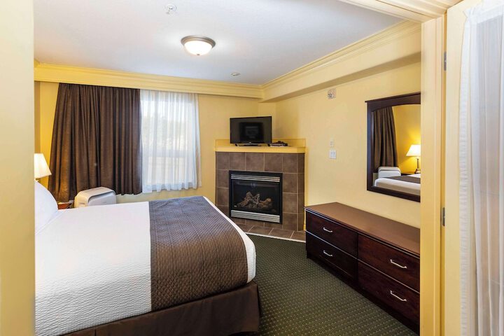 Room 44 of 55