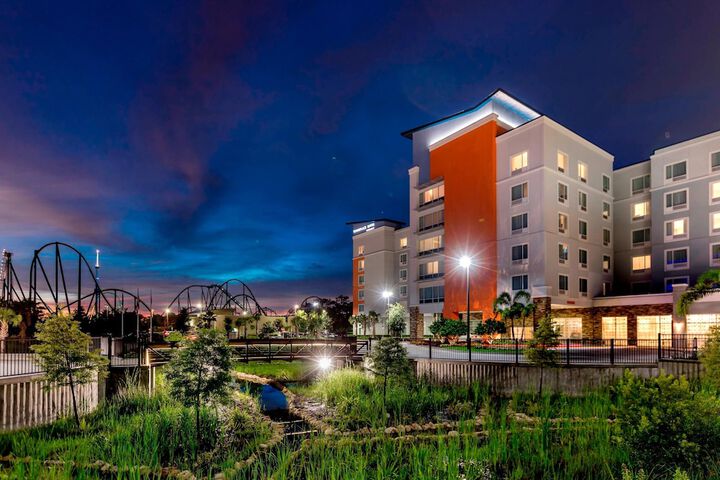 Hotel 2 of 49
