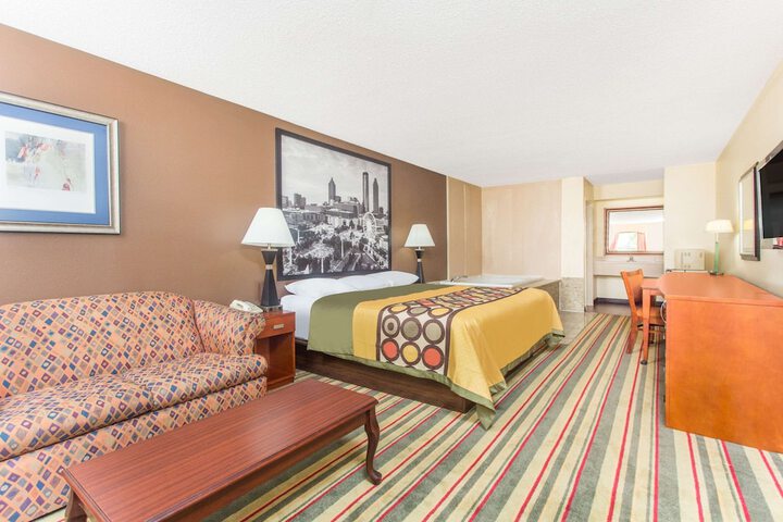 Super 8 by Wyndham Dublin