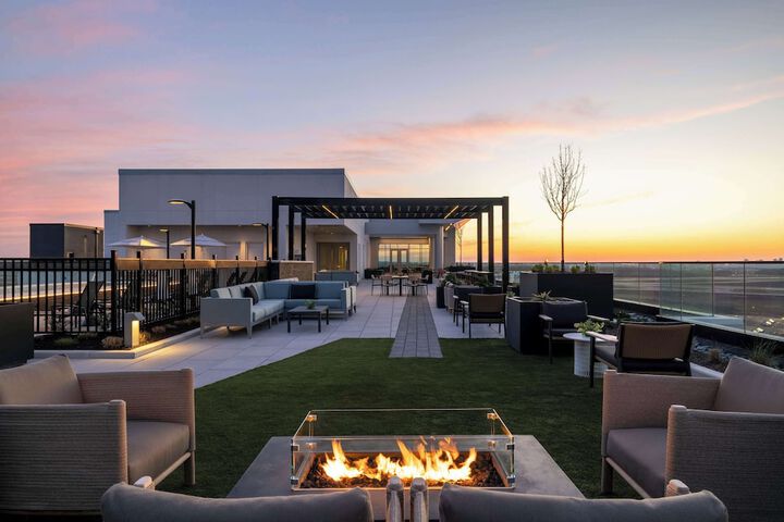 Terrace/Patio 64 of 65