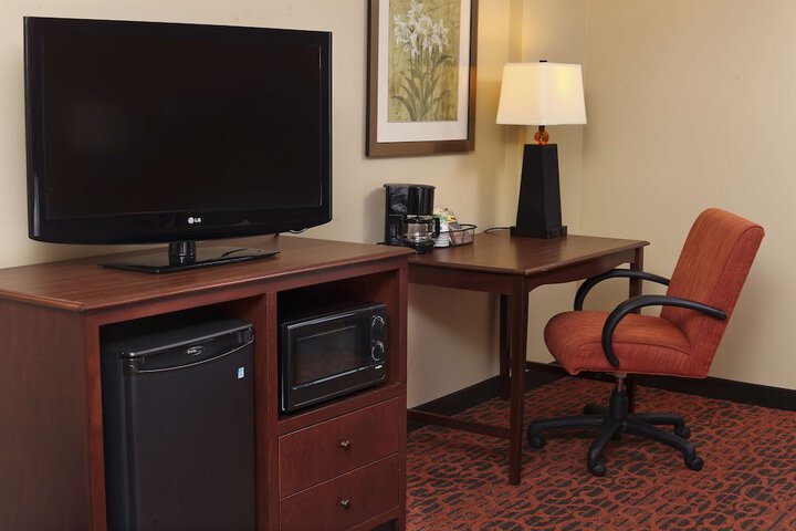 Hampton Inn & Suites by Hilton Fargo Medical Center