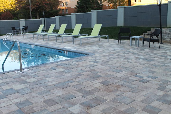 DoubleTree by Hilton Winston Salem - University
