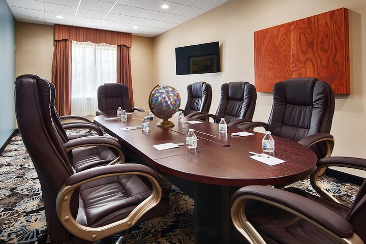 Best Western Plus Monahans Inn & Suites