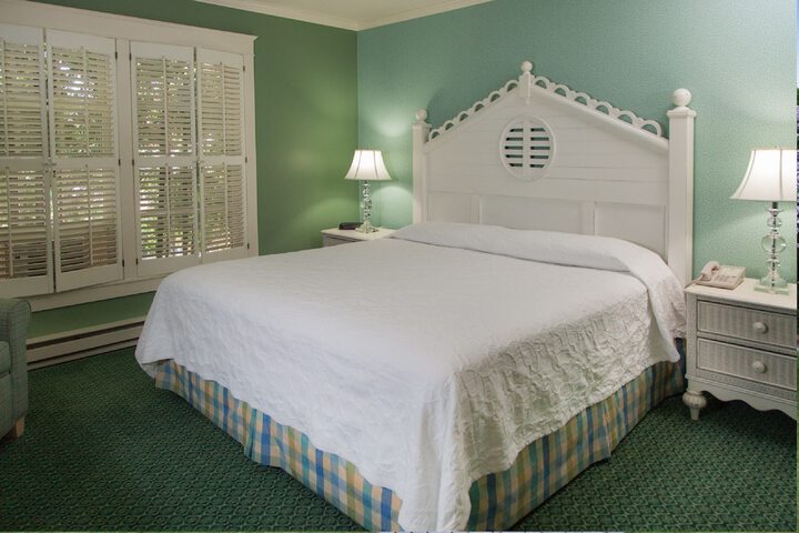 Room 10 of 70