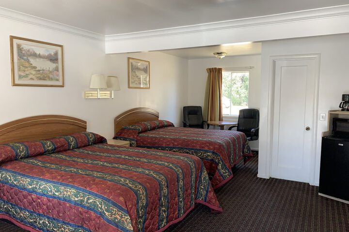 Room 6 of 14