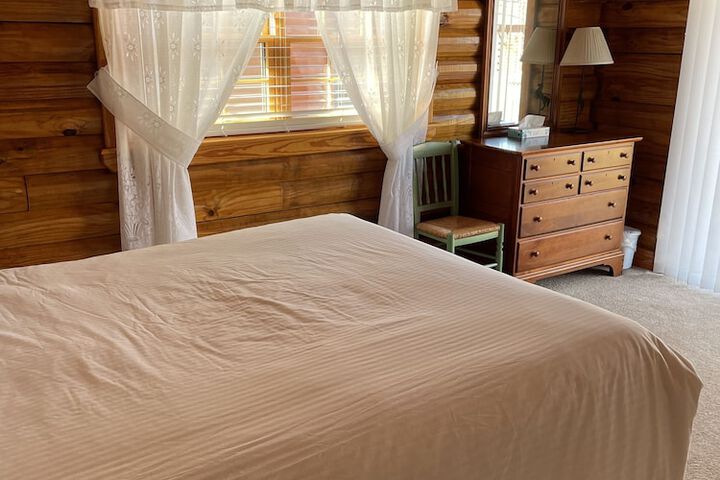 Crown Point Resort