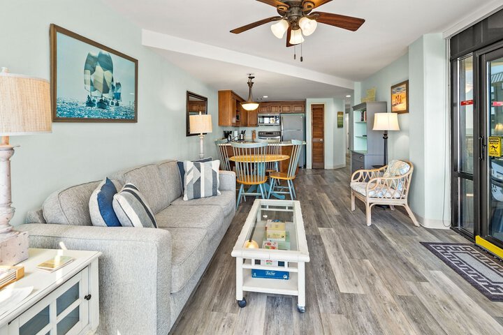 Sedgefield 102 by RedAwning