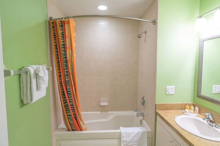 Barefoot Suites
