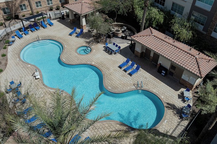 Pool 10 of 60