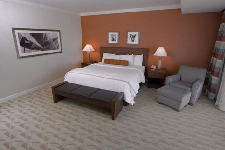 Suite 43 of 112