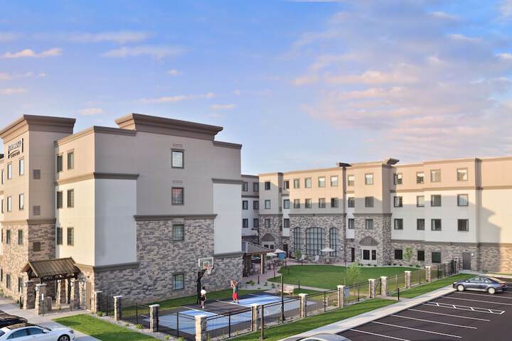 Staybridge Suites Wisconsin Dells - Lake Delton by IHG